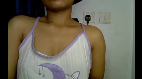 Snapshot of sexy_goddess_pet chatting on July 2026 09:04:02 AM Ella online show from July 2026 09:04:02 AM