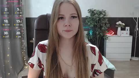 Snapshot of sexy_jenny18 chatting on February 2025 03:17:02 PM Jennifer online show from February 2025 03:17:02 PM