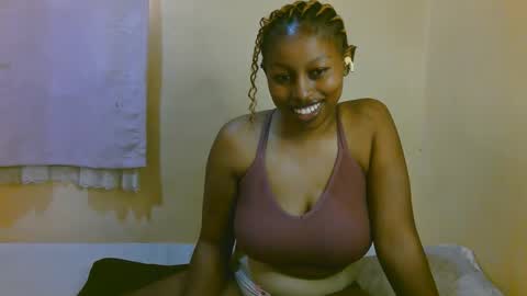 Snapshot of sexy_latasha chatting on May 2026 07:59:02 AM sexy_latasha online show from May 2026 07:59:02 AM