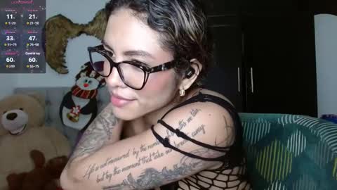 Snapshot of sexy_lia_latina chatting on February 2025 03:32:02 AM Celeste online show from February 2025 03:32:02 AM