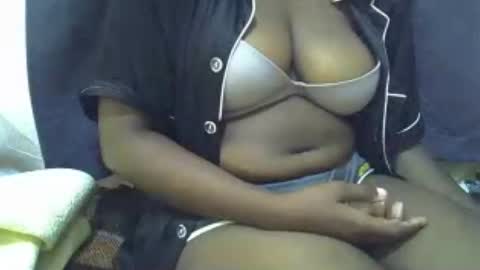 Snapshot of sexy_lyne23 chatting on June 2026 06:02:01 AM sexy_lyne23 online show from June 2026 06:02:01 AM