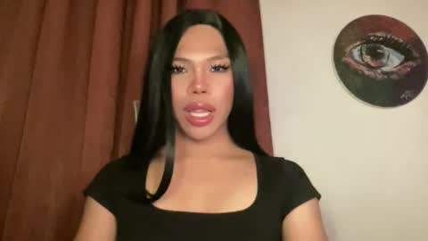 Snapshot of sexy_maevemorexxx chatting on May 2026 04:57:01 PM Nicole online show from May 2026 04:57:01 PM