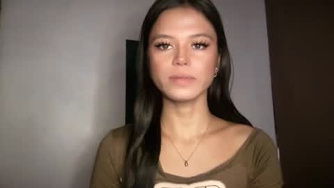 Snapshot of sexy_maevemorexxx chatting on May 2026 01:24:01 AM Nicole online show from May 2026 01:24:01 AM