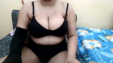 sexy_mandakini online show from April 2026 06:18:02 AM