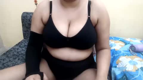 sexy_mandakini online show from April 2026 07:57:02 AM