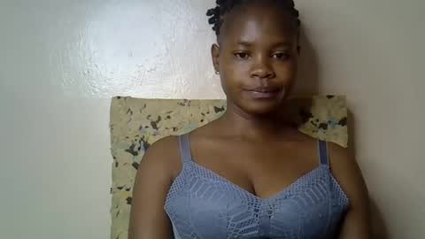 Snapshot of sexy_molyne chatting on April 2026 11:16:02 PM Molyne online show from April 2026 11:16:02 PM