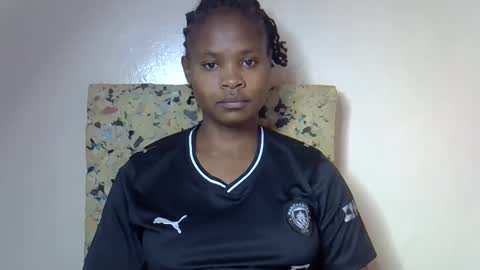 Snapshot of sexy_molyne chatting on May 2026 05:56:01 AM Molyne online show from May 2026 05:56:01 AM