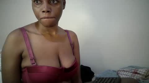 Snapshot of sexy_muna2 chatting on May 2026 05:14:02 AM sexy_muna2 online show from May 2026 05:14:02 AM