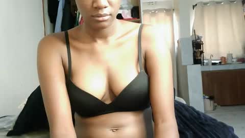 Nyla online show from April 2026 07:17:02 AM