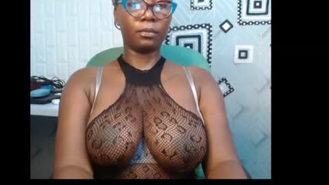 zoe online show from January 2025 09:20:01 PM