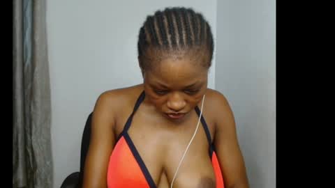 Snapshot of sexy_queen55 chatting on April 2026 06:40:01 AM Sexy queen55 online show from April 2026 06:40:01 AM