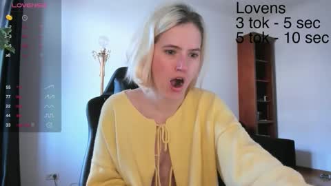 Sexy-Sweets online show from October 2025 11:11:01 AM