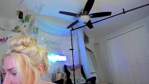 Ashley Teal online show from January 2025 06:26:01 AM