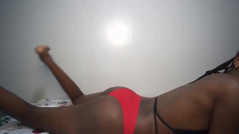 sexyasspetitte_ online show from February 2025 10:52:02 PM