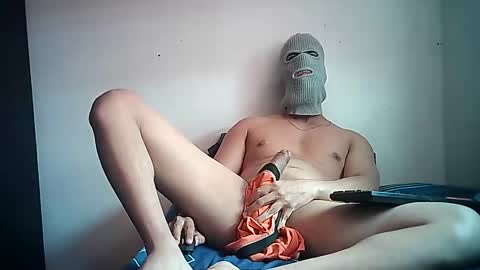 Snapshot of sexyatrevidoo chatting on December 2024 07:53:02 PM SesyMen online show from December 2024 07:53:02 PM