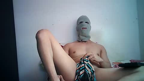 Snapshot of sexyatrevidoo chatting on January 2025 12:42:01 PM SesyMen online show from January 2025 12:42:01 PM