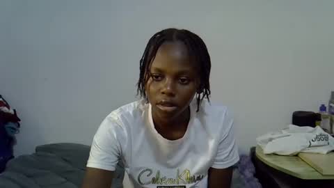 sexybeiby1 online show from March 2026 12:52:01 PM