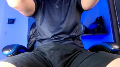 Snapshot of sexyboy_bigclit chatting on June 2026 02:28:01 PM Iker online show from June 2026 02:28:01 PM