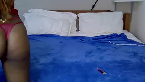 Snapshot of sexycarll9 chatting on April 2026 08:31:01 PM Britney online show from April 2026 08:31:01 PM