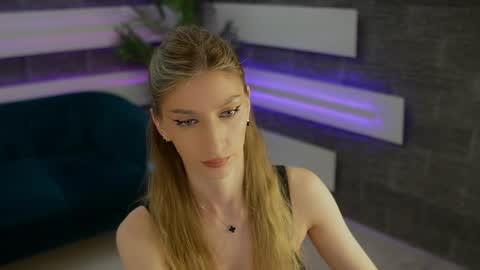 Snapshot of sexycelline chatting on May 2026 04:10:01 AM Celline online show from May 2026 04:10:01 AM