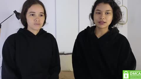 chanell and yina online show from September 2025 01:02:01 PM