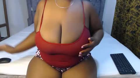 Snapshot of sexychocco_ chatting on January 2025 05:26:01 PM sexychocco online show from January 2025 05:26:01 PM