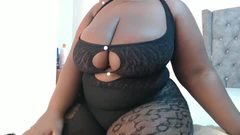 Snapshot of sexychocco_ chatting on February 2025 10:08:02 PM sexychocco online show from February 2025 10:08:02 PM