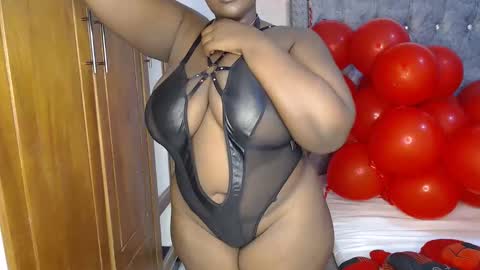 Snapshot of sexychocco_ chatting on February 2025 09:08:02 PM sexychocco online show from February 2025 09:08:02 PM