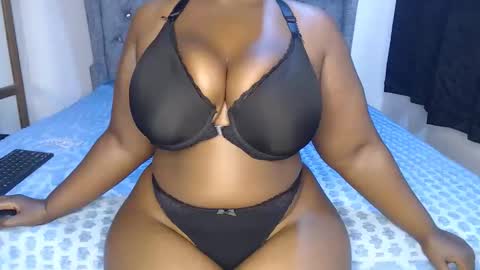 Snapshot of sexychocco_ chatting on October 2025 11:52:02 AM sexychocco online show from October 2025 11:52:02 AM