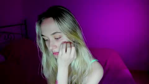 Snapshot of sexycocobutt chatting on February 2025 09:32:02 AM Sophia online show from February 2025 09:32:02 AM