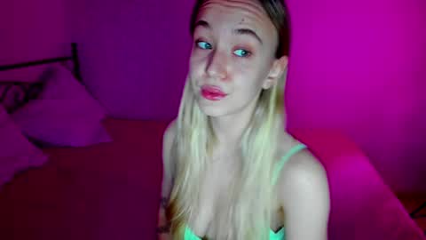 Snapshot of sexycocobutt chatting on March 2025 02:01:02 PM Sophia online show from March 2025 02:01:02 PM