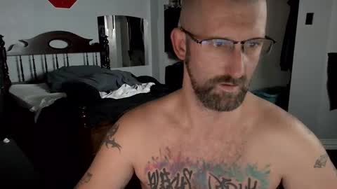 Snapshot of sexydaddy115851 chatting on January 2026 07:35:01 AM Jasyn online show from January 2026 07:35:01 AM