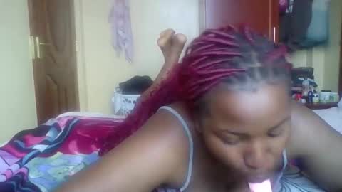Snapshot of sexydivaslut_2 chatting on May 2026 09:36:01 AM sexydivaslut_2 online show from May 2026 09:36:01 AM