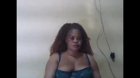 Snapshot of sexydove2 chatting on June 2026 06:00:02 PM EMILY online show from June 2026 06:00:02 PM