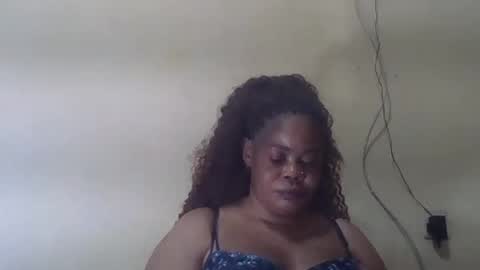 Snapshot of sexydove2 chatting on June 2026 06:34:02 PM EMILY online show from June 2026 06:34:02 PM