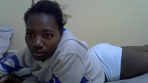 sexyghurl12 online show from October 2025 06:34:01 AM