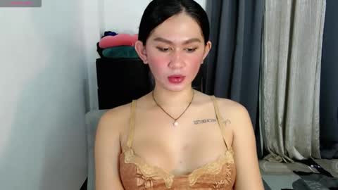 Snapshot of sexygigi_xox chatting on November 2025 09:57:01 AM gigi online show from November 2025 09:57:01 AM