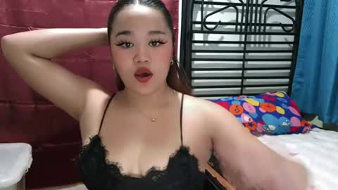 Snapshot of sexyheartyy chatting on July 2026 06:05:01 AM Heart online show from July 2026 06:05:01 AM