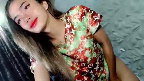 Snapshot of sexyhotbabe18 chatting on December 2024 08:44:01 PM sexyhotbabe18 online show from December 2024 08:44:01 PM