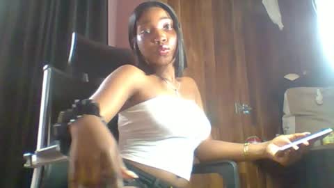 Hailey online show from September 2025 08:46:02 AM