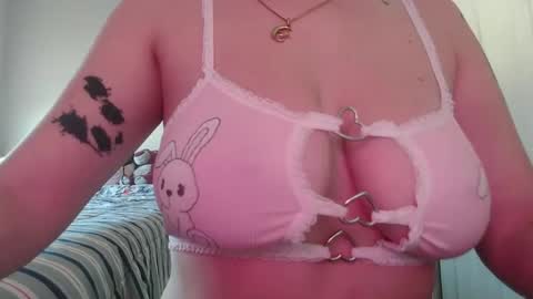 Snapshot of sexyjessicavega chatting on May 2026 08:25:01 PM sexyjessicavega online show from May 2026 08:25:01 PM