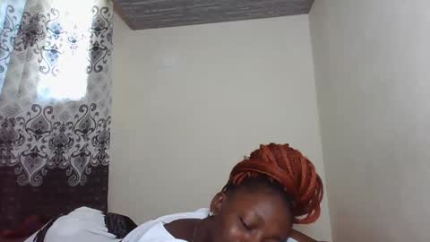 JOAN online show from December 2025 11:37:01 AM