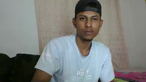 Sexy leon online show from October 2025 06:58:02 AM