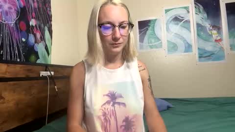 sexylexie93 online show from October 2025 01:28:01 AM
