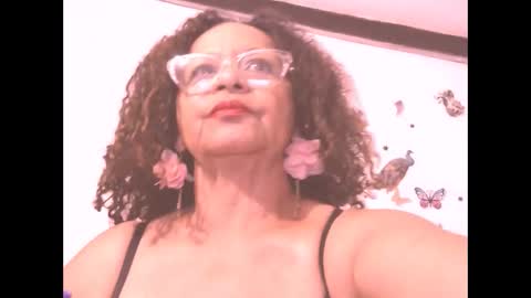 Snapshot of sexylilith421 chatting on November 2025 03:19:02 AM Sexy Lilith online show from November 2025 03:19:02 AM