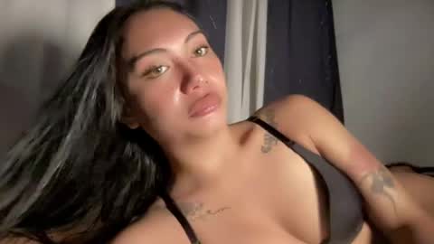 Snapshot of sexylovesappira chatting on April 2026 01:14:02 AM maxine online show from April 2026 01:14:02 AM