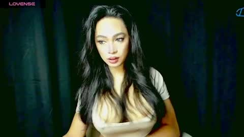 Snapshot of sexymariafoxx chatting on June 2026 11:16:02 PM MariaFoxx online show from June 2026 11:16:02 PM