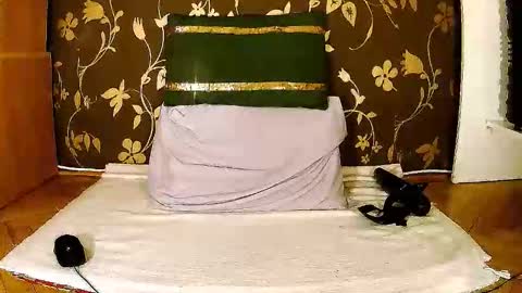 Squirty Maya Gold online show from October 2025 05:12:01 PM