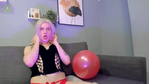 Sexy online show from February 2025 05:36:01 PM