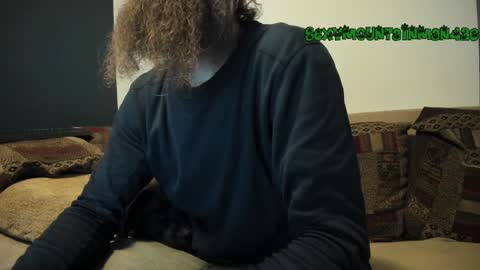 Snapshot of sexymountainman420 chatting on December 2024 10:09:02 PM Sexymountainman420 online show from December 2024 10:09:02 PM